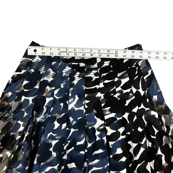 Anthropologie Maeve Pleated Skirt Black Blue Grey Watercolor Pockets Size 2 - Picture 9 of 10